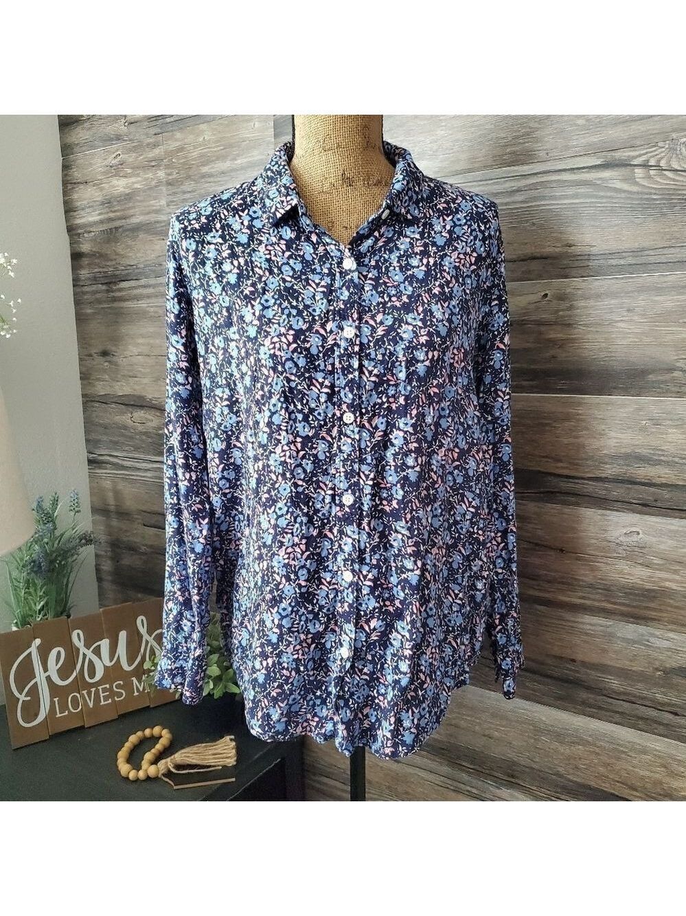 Blue Floral Top Women's XL Long Sleeve Button Up Roebuck and Co
